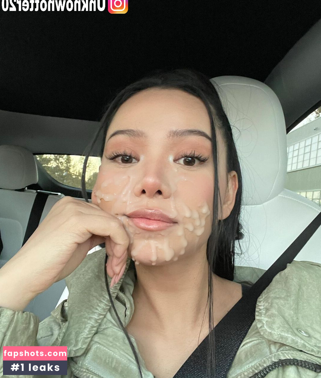 Bella Poarch gallery photo #492