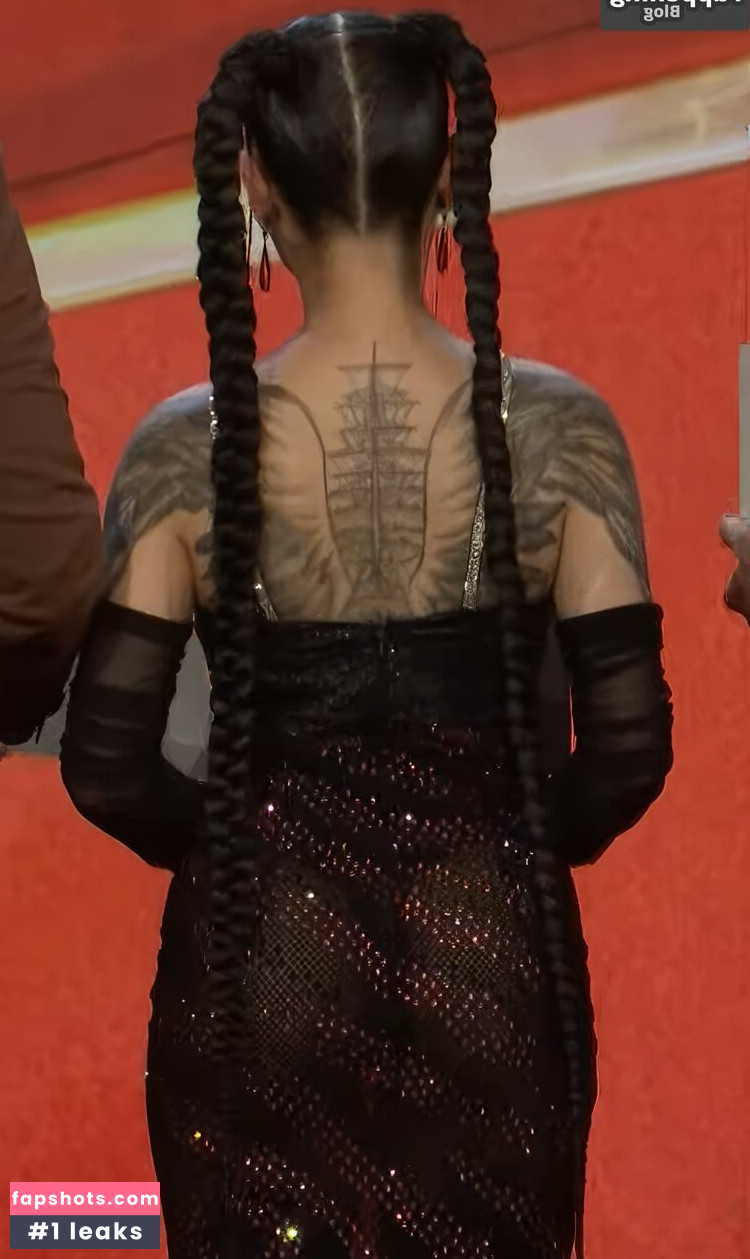 Bella Poarch gallery photo #78