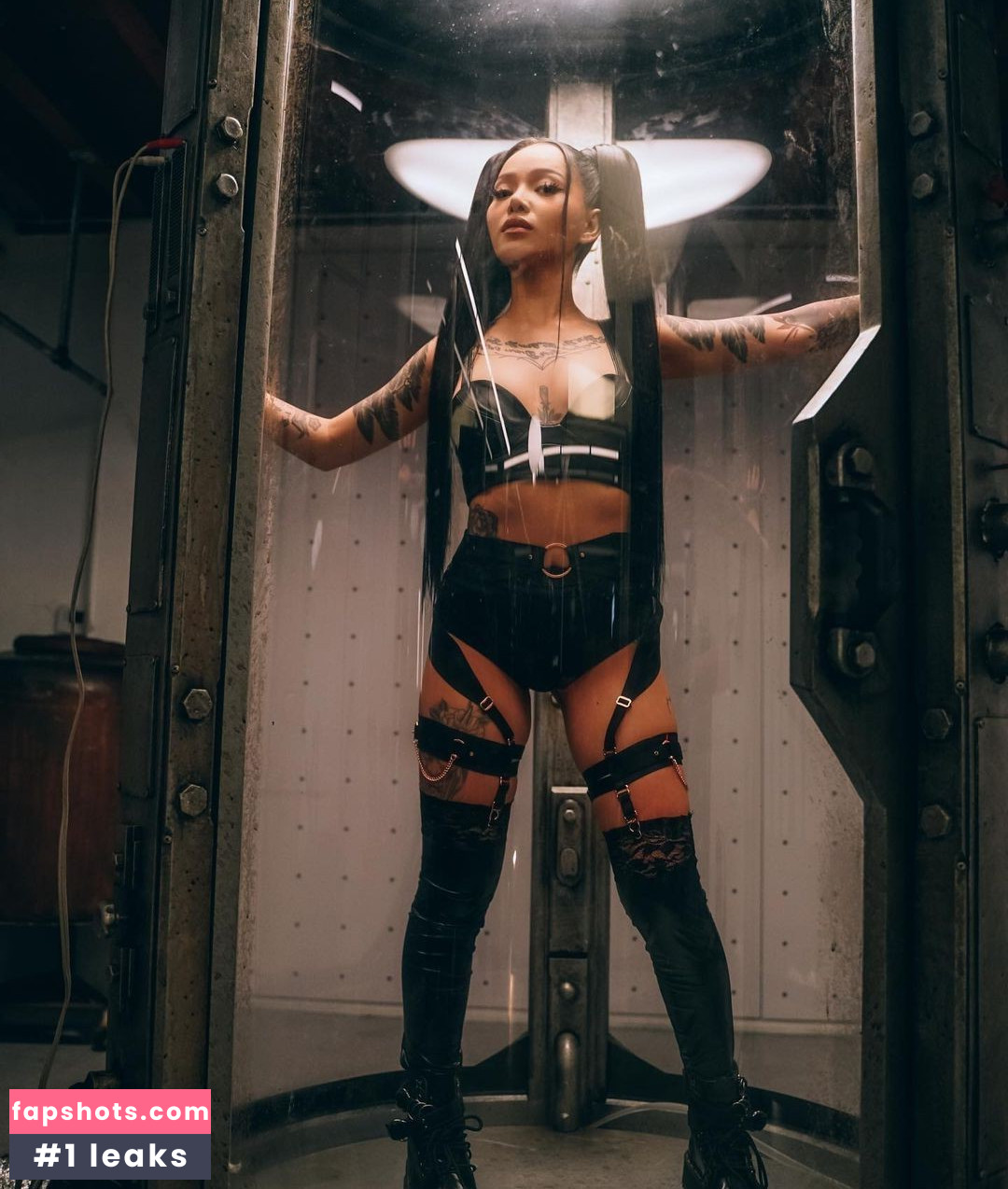 Bella Poarch gallery photo #811