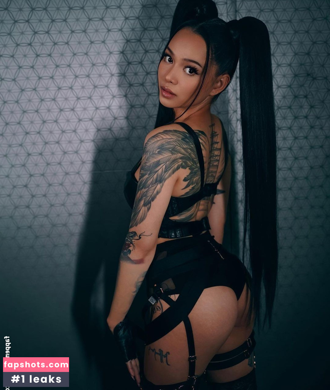 Bella Poarch gallery photo #816