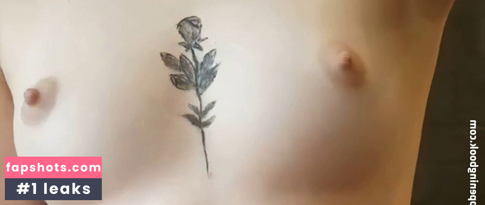 Bella Poarch gallery photo #822