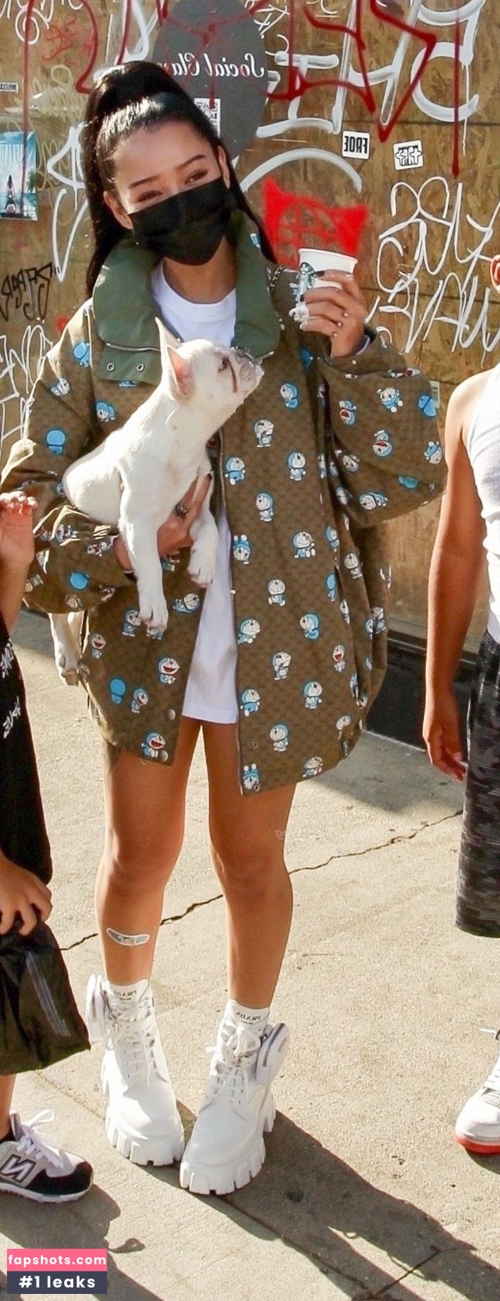 Bella Poarch gallery photo #864