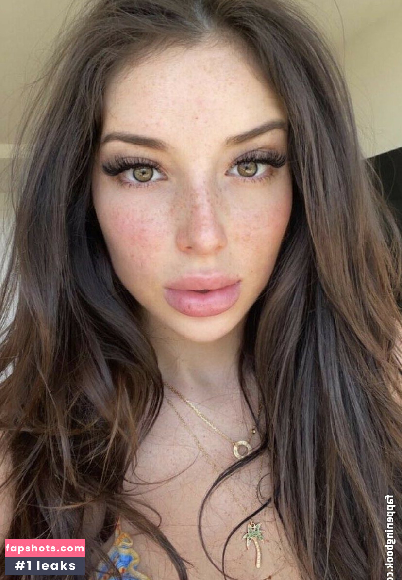 Bella Rassin gallery photo #4