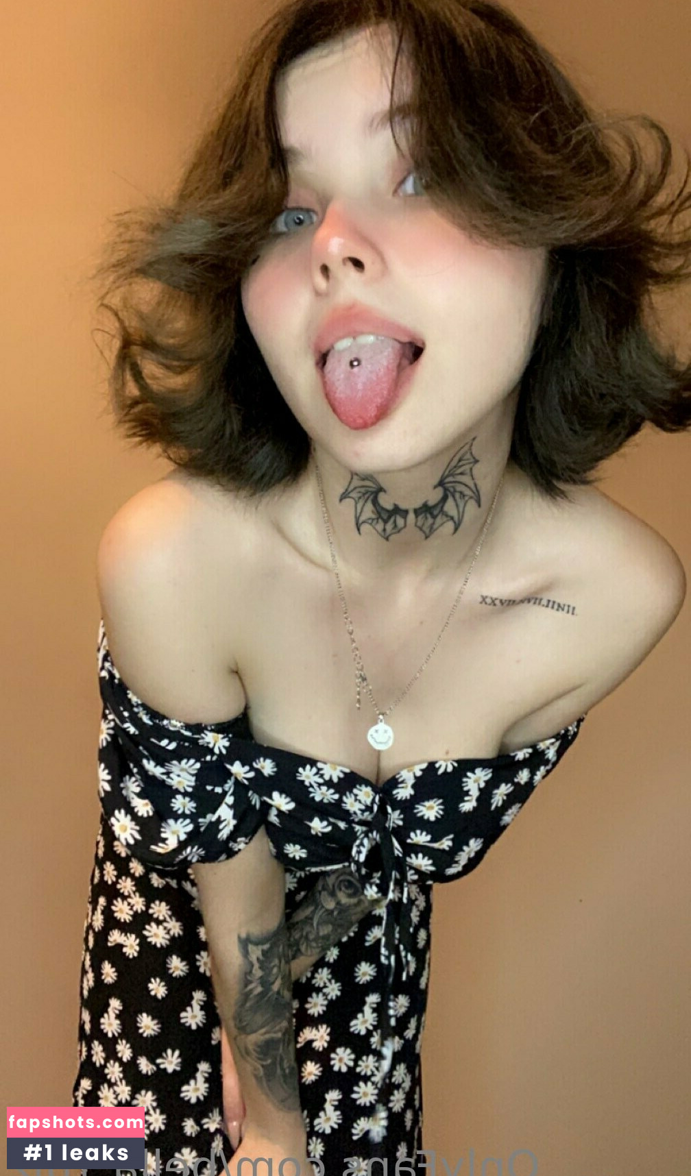 bella_ruiz gallery photo #19