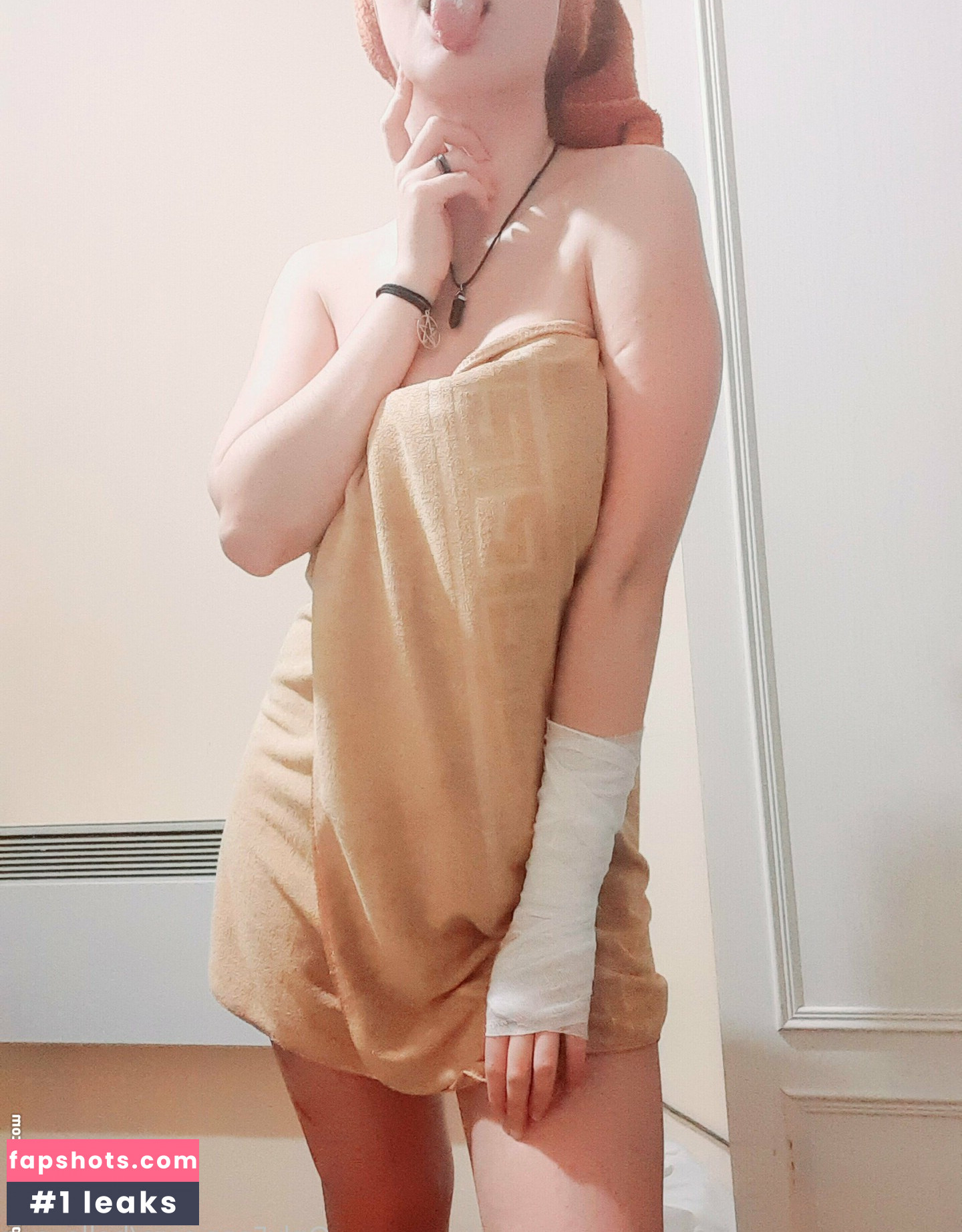 bella_ruiz gallery photo #45