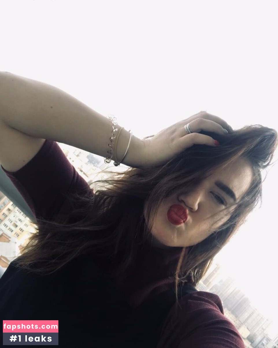 bella_sun_ gallery photo #17