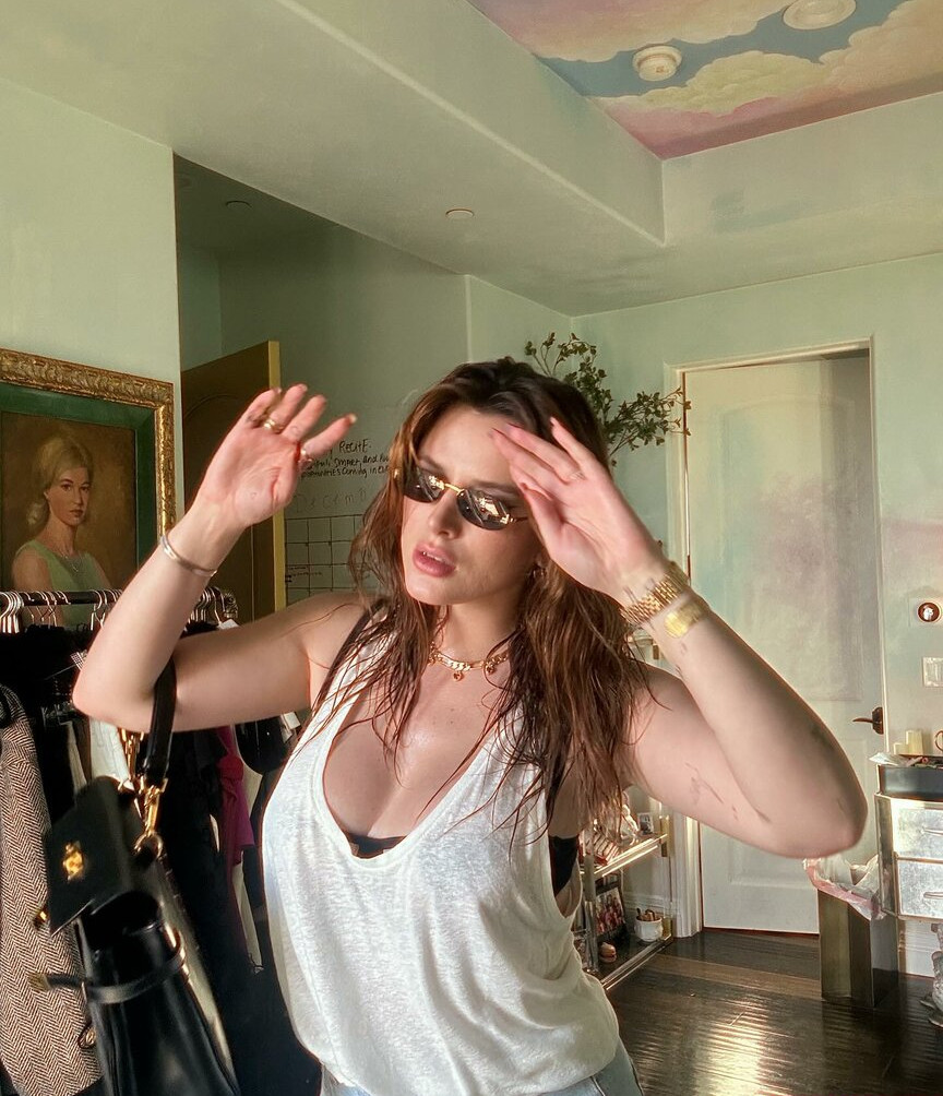 bella-thorne-16 gallery photo #2283