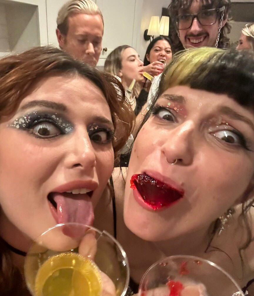 bella-thorne-16 gallery photo #2292