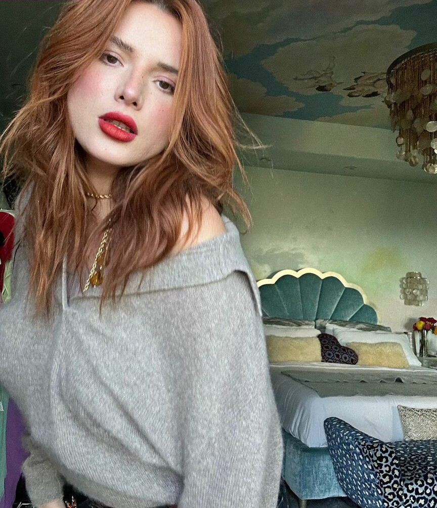 bella-thorne-16 gallery photo #2699