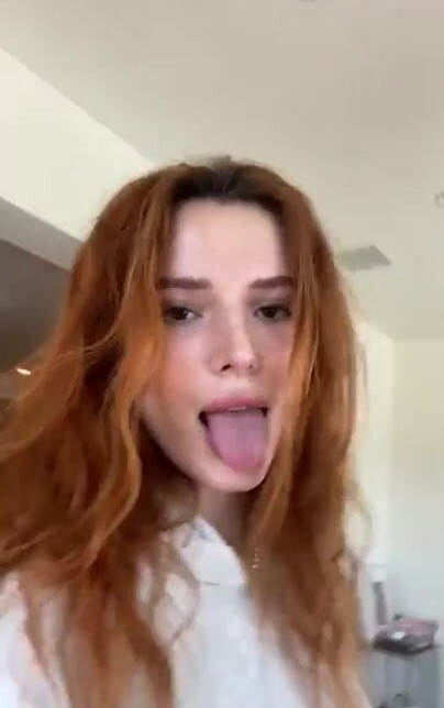 bella-thorne-16 gallery photo #2710