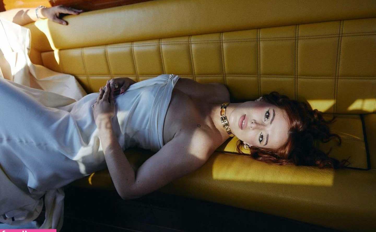 bella-thorne-16 gallery photo #2719