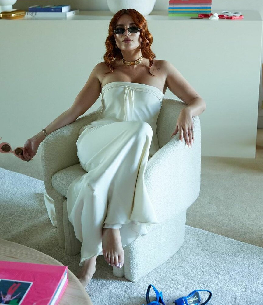 bella-thorne-16 gallery photo #2738