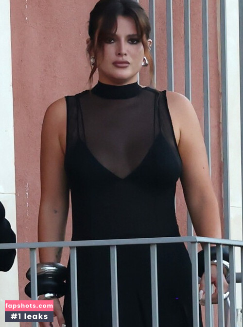 Bella Thorne gallery photo #1129