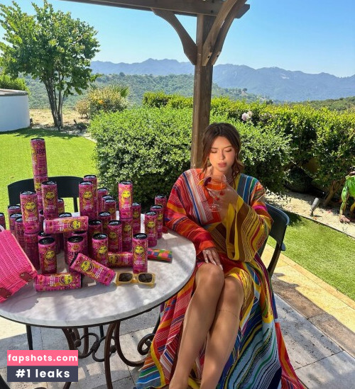 Bella Thorne gallery photo #1173