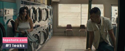 Bella Thorne gallery photo #1368