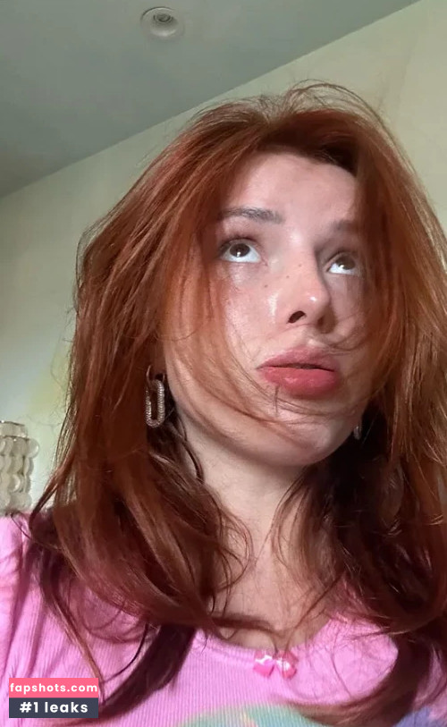 Bella Thorne gallery photo #1378