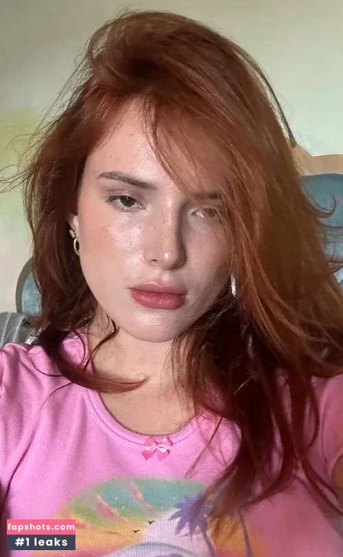 Bella Thorne gallery photo #1390