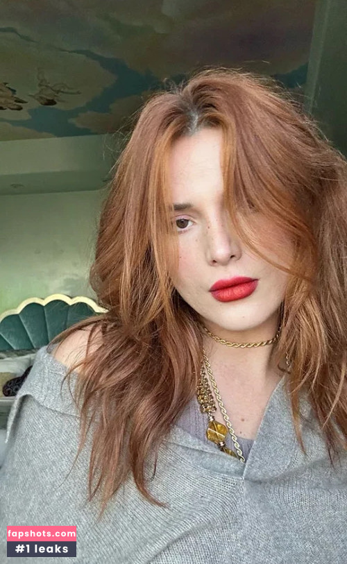 Bella Thorne gallery photo #1406