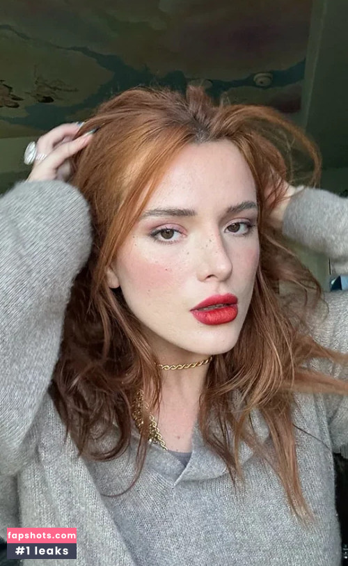 Bella Thorne gallery photo #1407