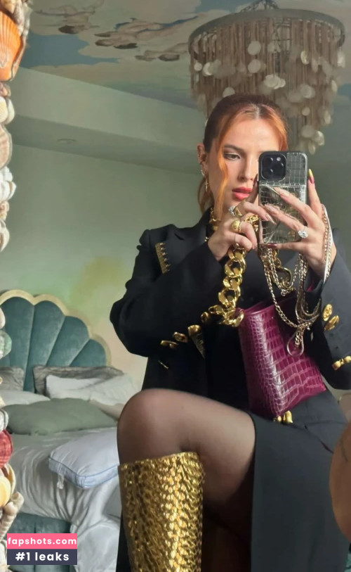 Bella Thorne gallery photo #1426