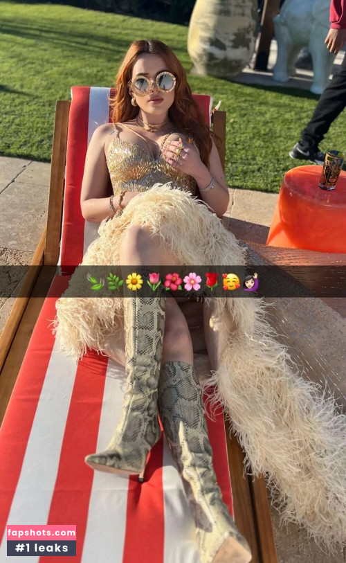 Bella Thorne gallery photo #1431