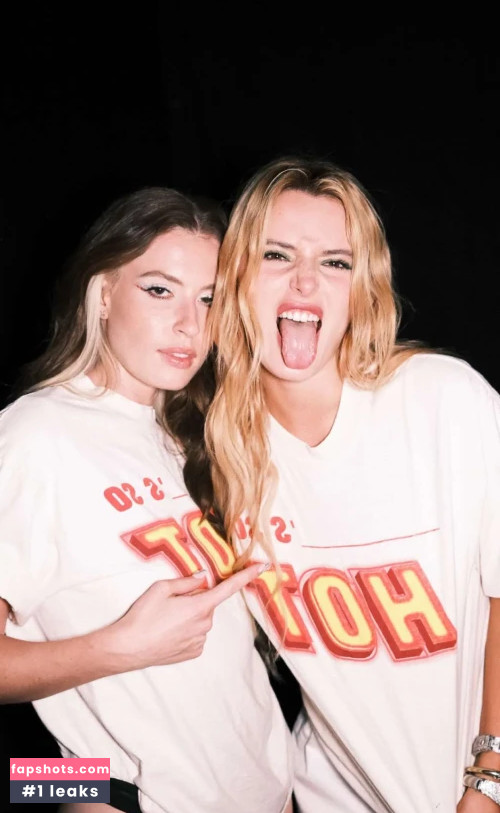 Bella Thorne gallery photo #1438