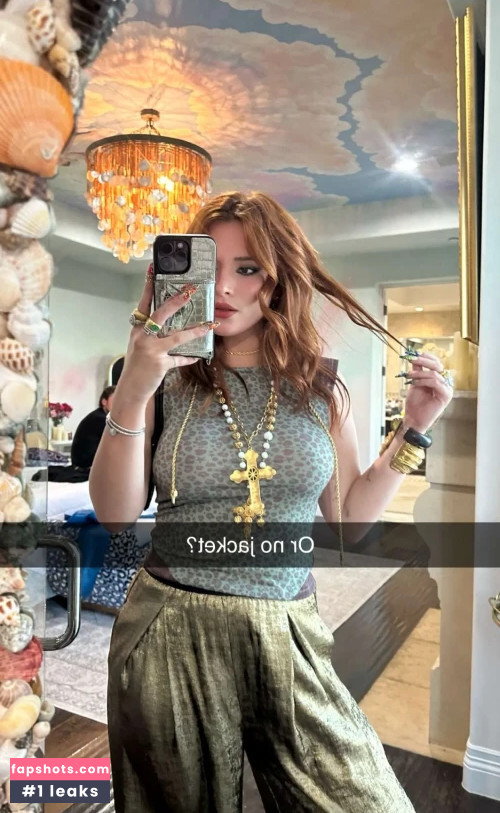 Bella Thorne gallery photo #1448