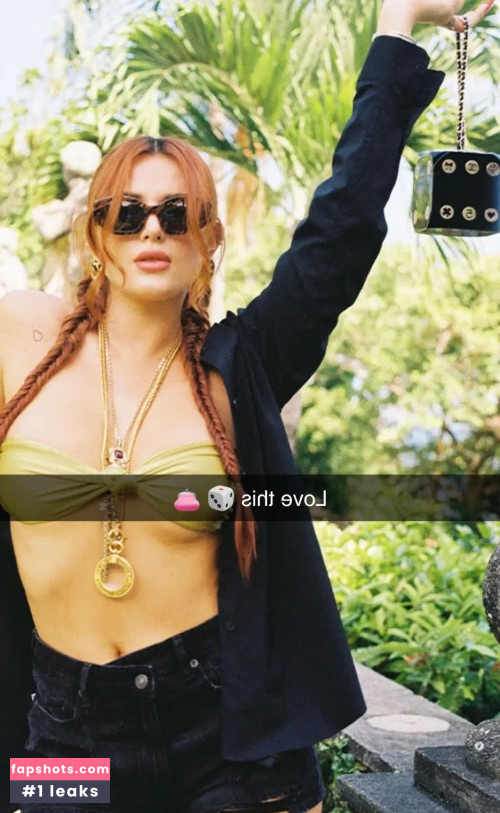 Bella Thorne gallery photo #1493