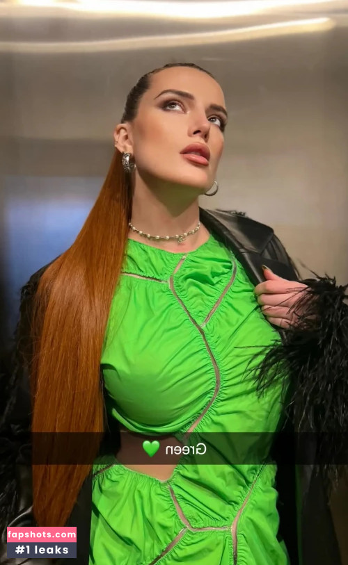 Bella Thorne gallery photo #1518