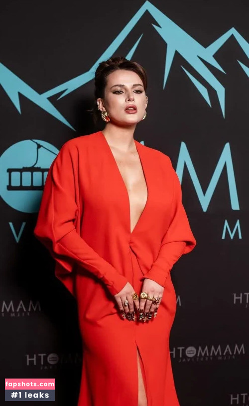 Bella Thorne gallery photo #1525