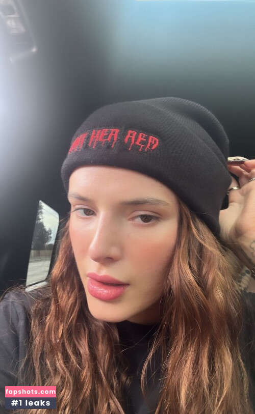 Bella Thorne gallery photo #1539