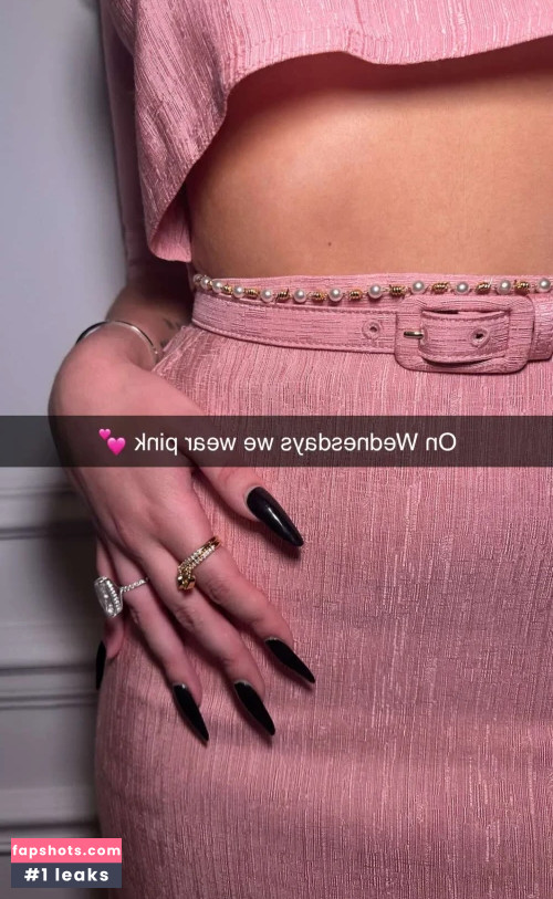 Bella Thorne gallery photo #1578