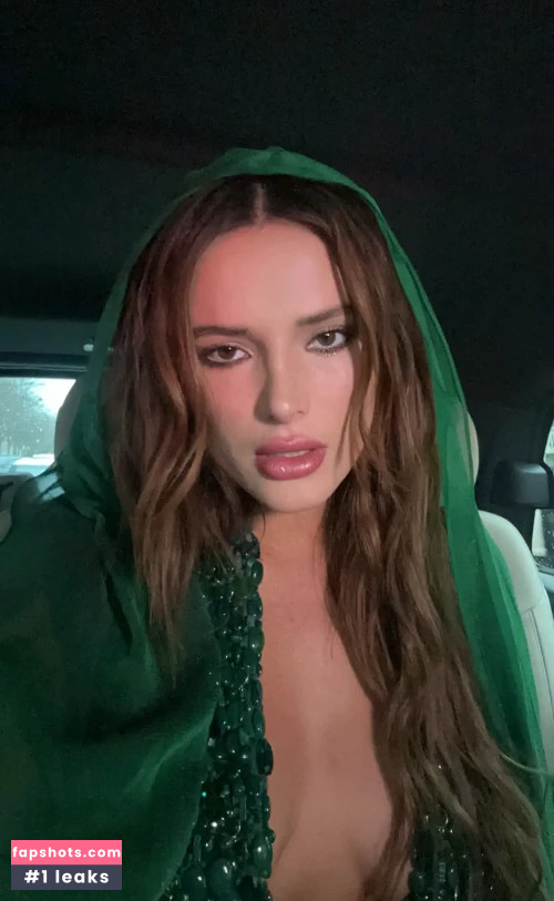 Bella Thorne gallery photo #1682