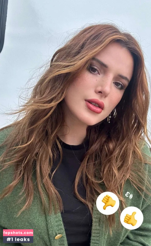 Bella Thorne gallery photo #1747