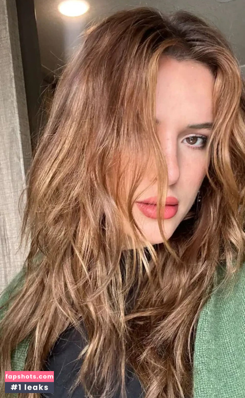 Bella Thorne gallery photo #1748