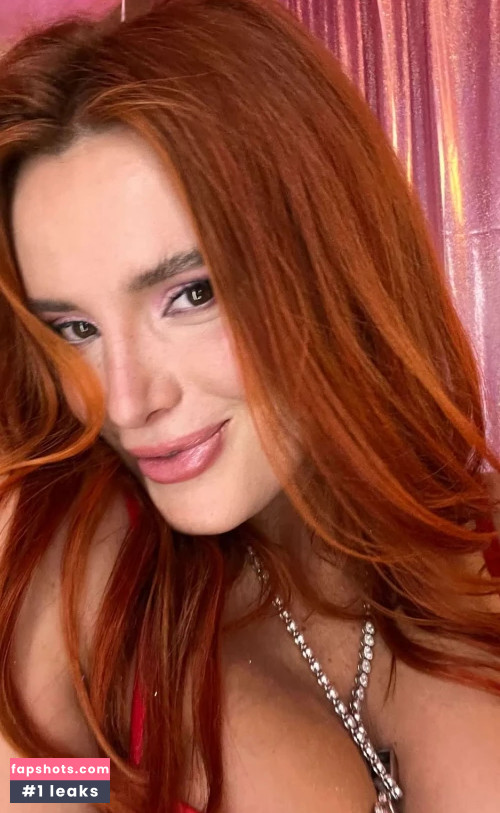 Bella Thorne gallery photo #1751