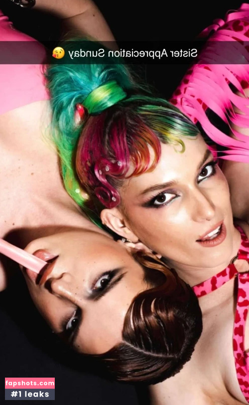 Bella Thorne gallery photo #1789