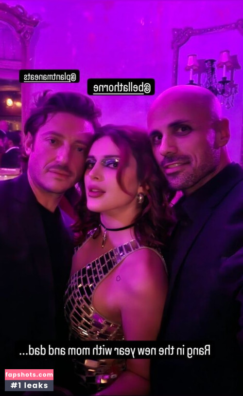 Bella Thorne gallery photo #1810