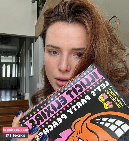 Bella Thorne gallery photo #1837