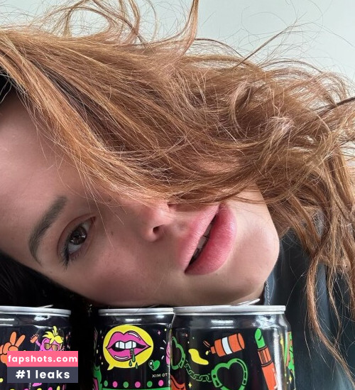 Bella Thorne gallery photo #1838