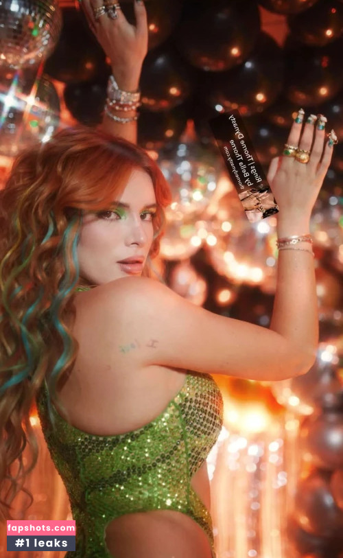 Bella Thorne gallery photo #1868
