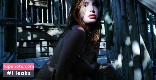 Bella Thorne gallery photo #1875