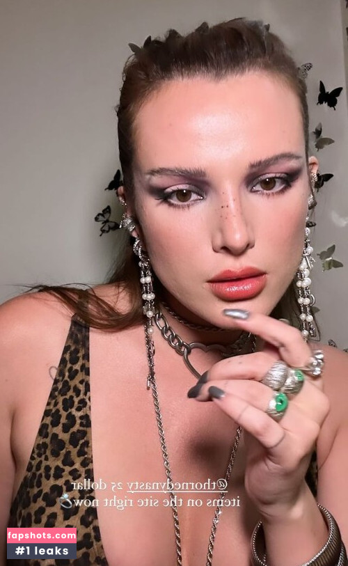 Bella Thorne gallery photo #1906