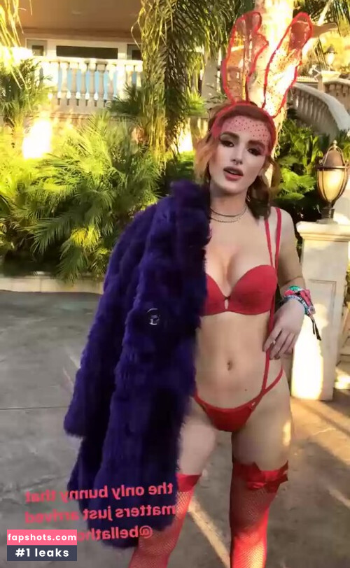 Bella Thorne gallery photo #2031
