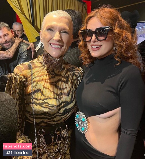 Bella Thorne gallery photo #2085