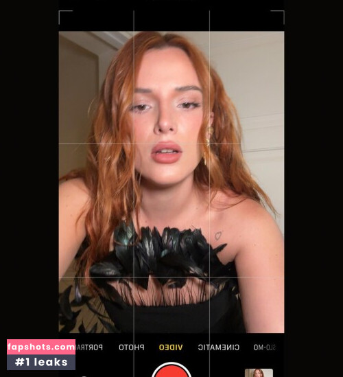 Bella Thorne gallery photo #2114