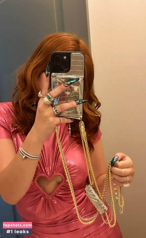 Bella Thorne gallery photo #2121