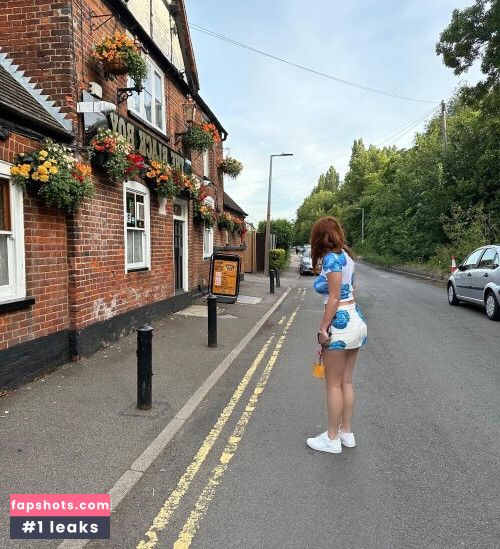 Bella Thorne gallery photo #2127