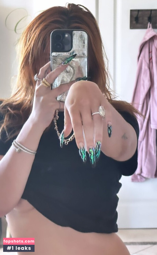 Bella Thorne gallery photo #2131