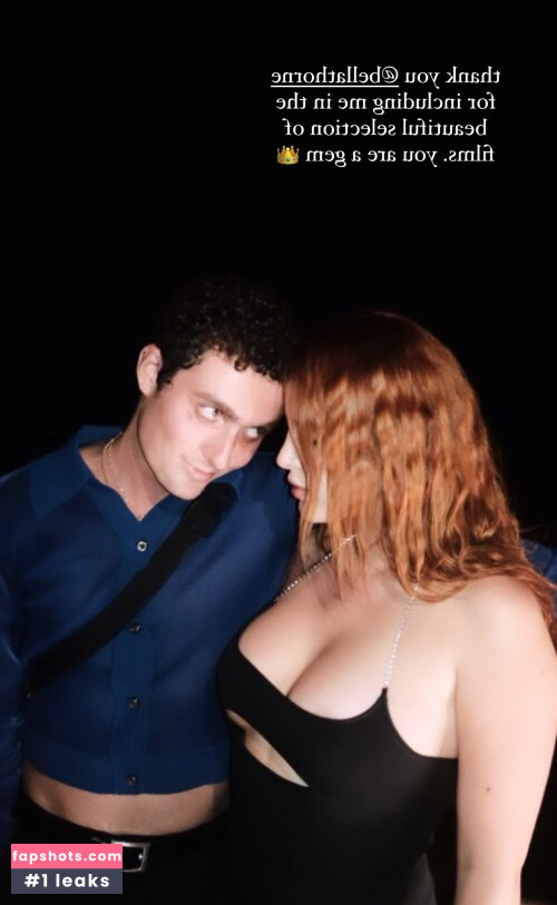 Bella Thorne gallery photo #2169